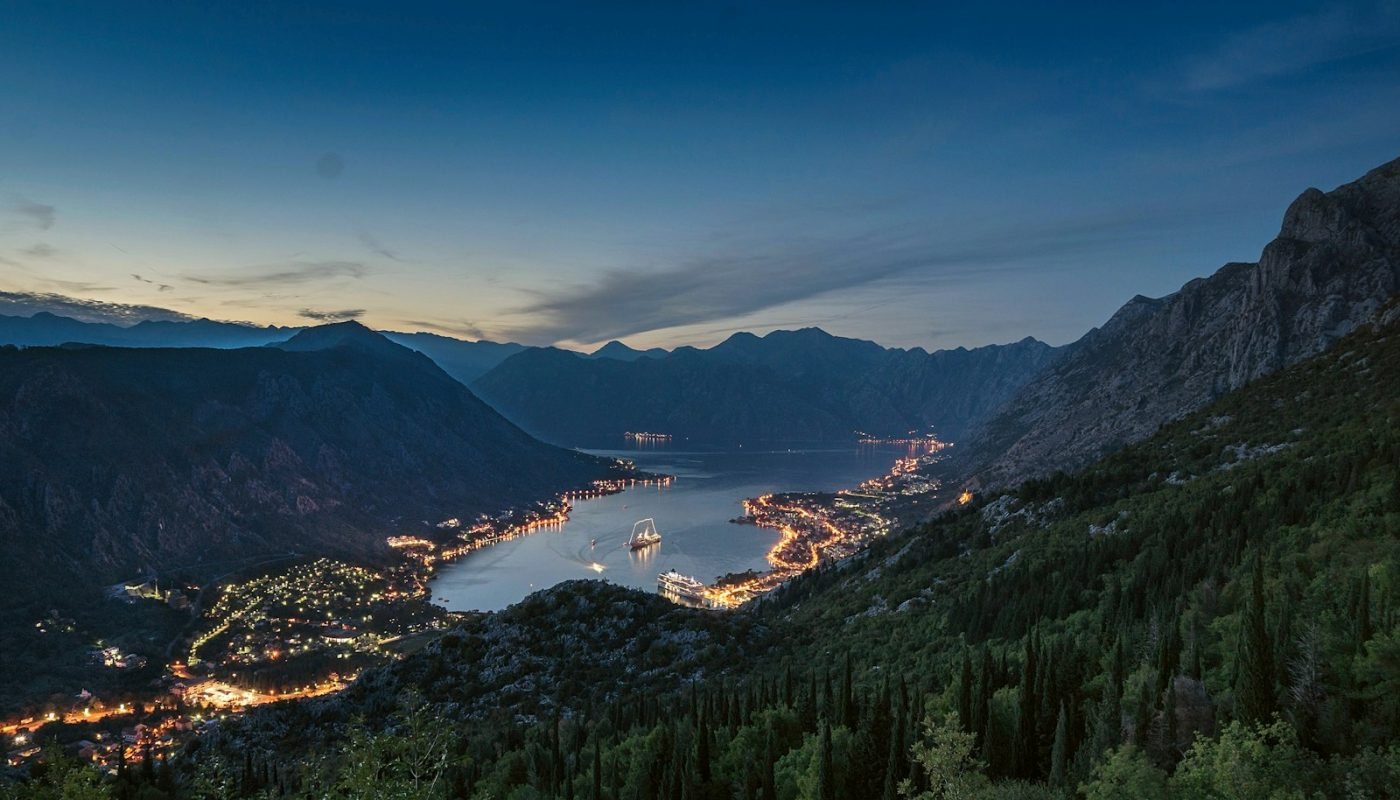 Vue depuis la montagne en Monténégro